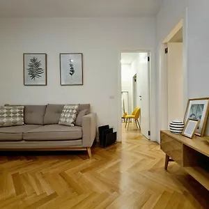 ** شقة فندقية Serendipity - Duomo إيطاليا