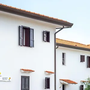  Apartment Delle Rose Italien